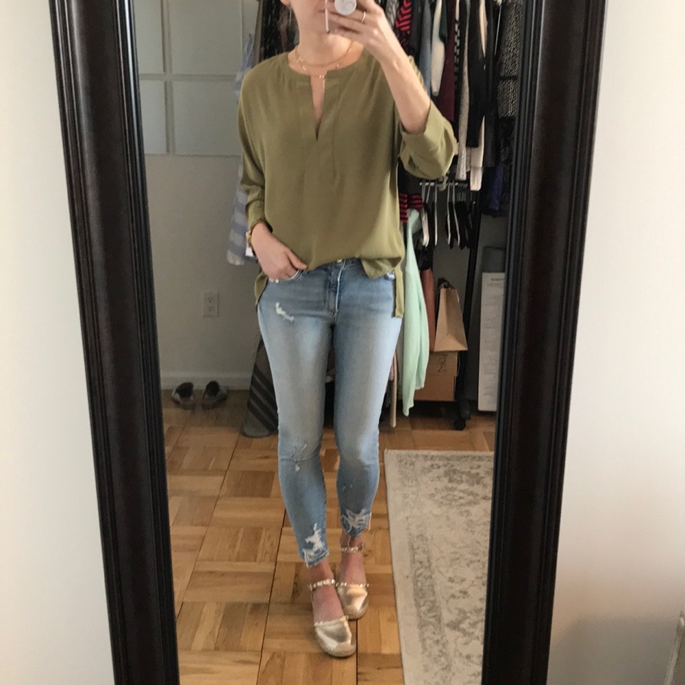 Green Blouse - Picture 2 of 8